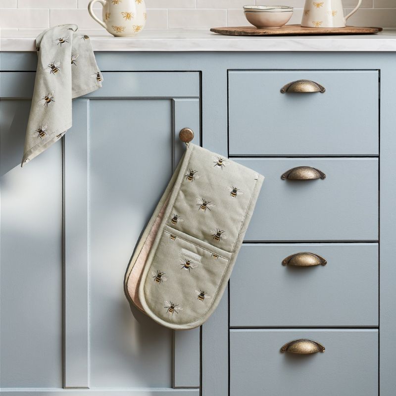 Oven Gloves, Mitts & Pot Holders