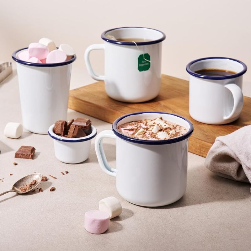 Bakemaster Enamel Mug 700 mL on a white background