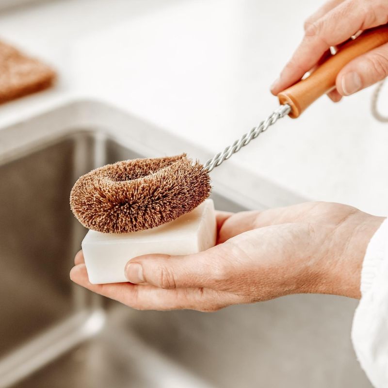 Eco Max Coconut Fibre Dish Brush - natural, plastic-free, home compostable NZ