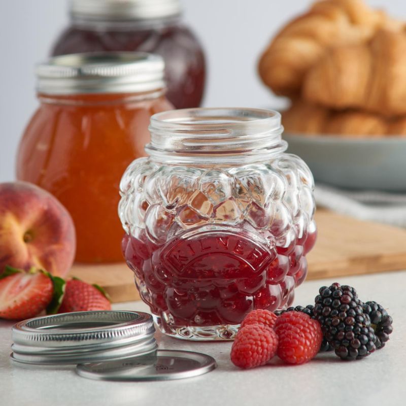Kilner Berry Fruit Preserve Jar, 400 mL, with embossed berry design and metal screw band lid.