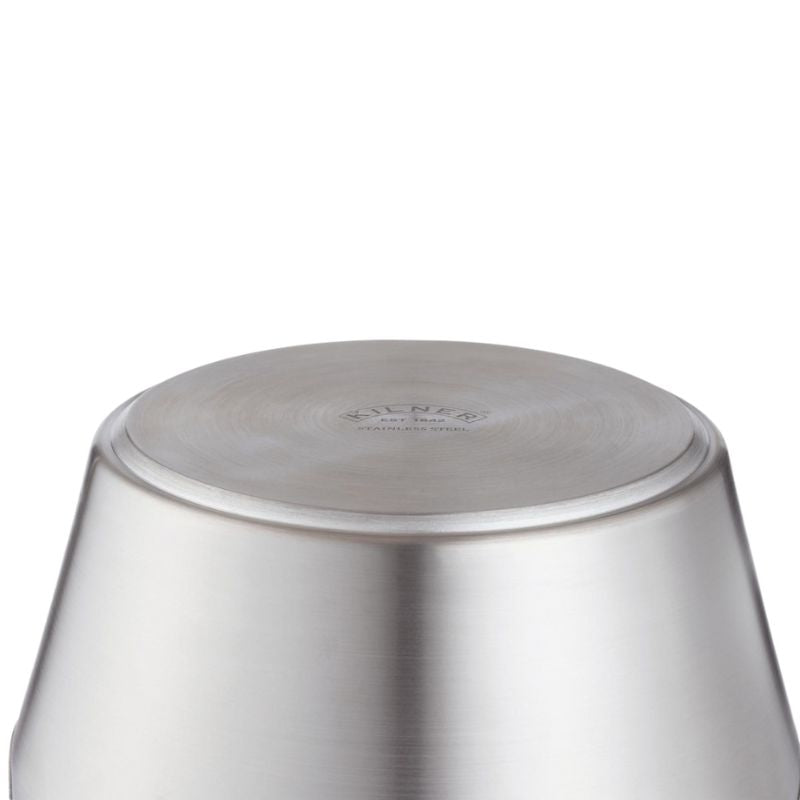 Close up of the heavy, encapsulated base of the Kilner Stainless Steel Preserving Pan.