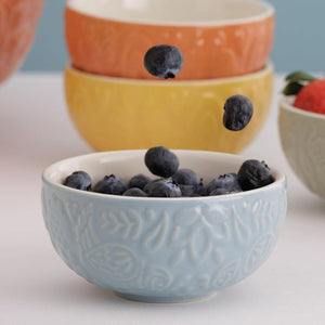 Mason Cash Home To Roost Prep Bowl in blue filled with blueberries.