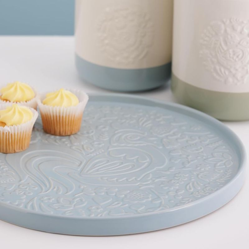 Mason Cash Home to Roost Blue Round Platter, 30 cm stoneware with embossed rooster and floral design.