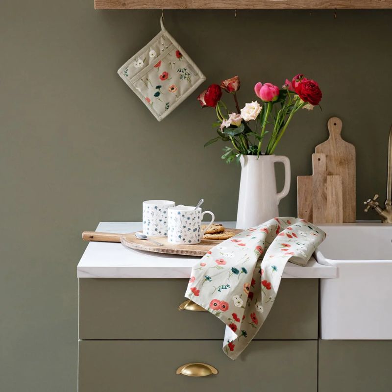 Rustic farmhouse kitchen featuring the Sophie Allport Poppy Meadow pot grab and tea towel - NZ