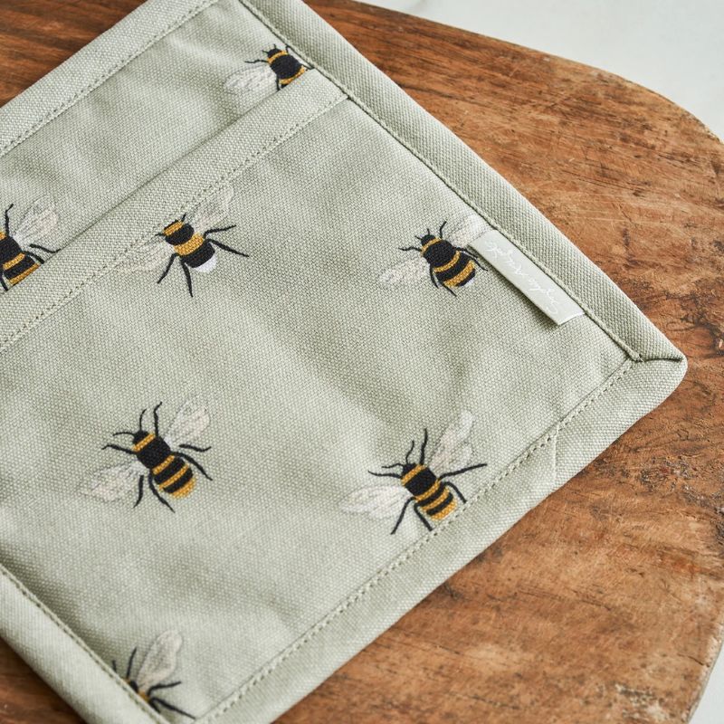 Sophie Allport Bees pot grab / holder – square cotton design with hanging loop and printed bee pattern – NZ