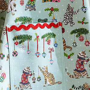 Close up of the Ulster Weavers Christmas Cats Cotton Apron.