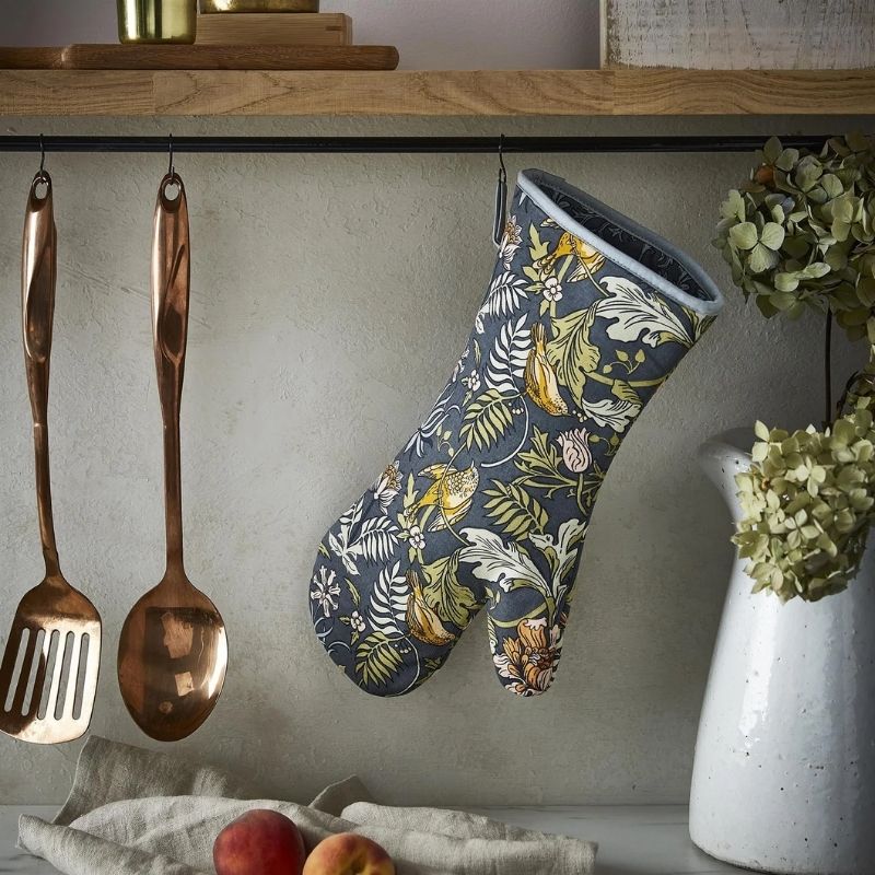 Ulster Weavers Finch & Flower Oven Mitt on a white background.