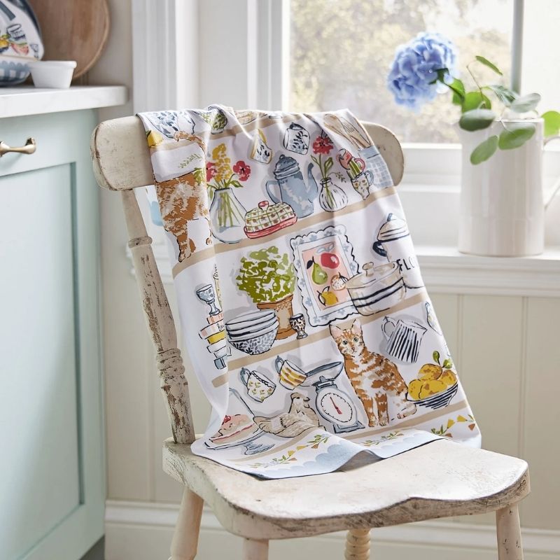 Ulster Weavers Pantry Cats Cotton Tea Towel on a white background.