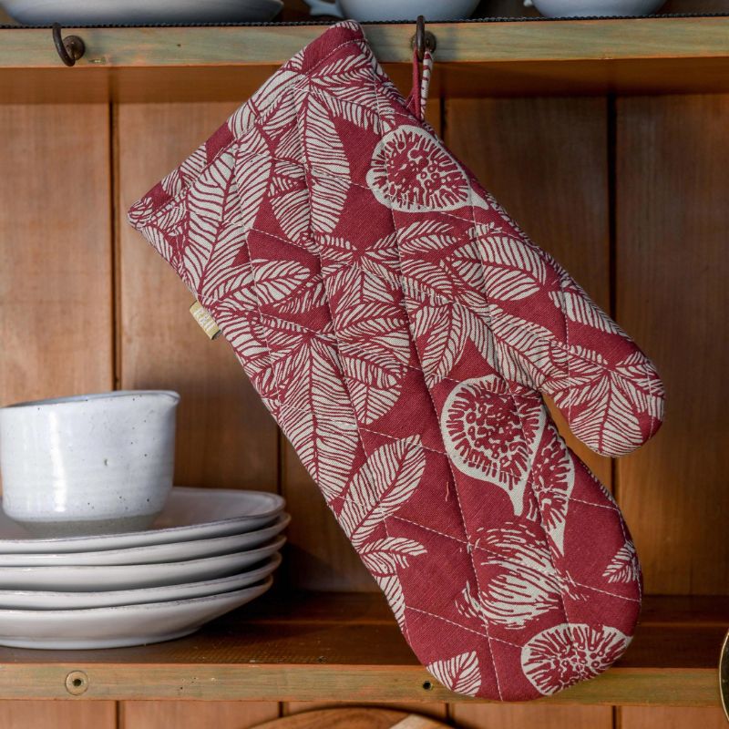 Raine & Humble Fig Tree Oven Glove - Ruby